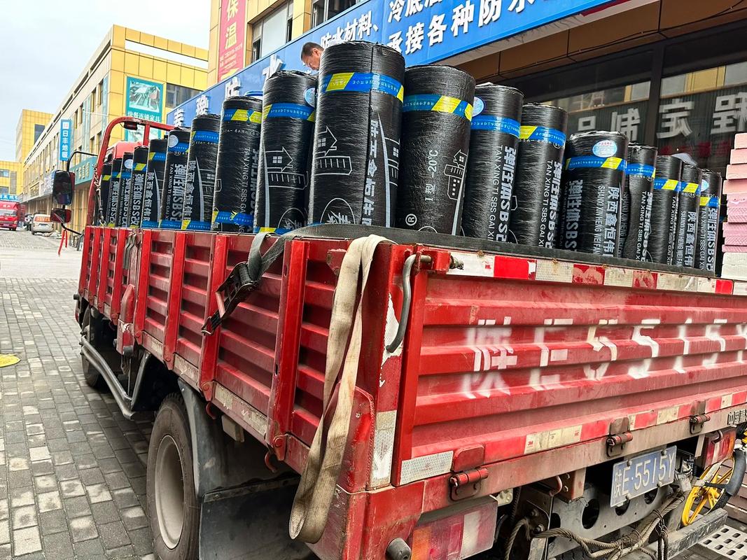 3毫米沙面聚酯胎防水卷材 專業(yè)制造商，品質(zhì)保障，全國發(fā)貨